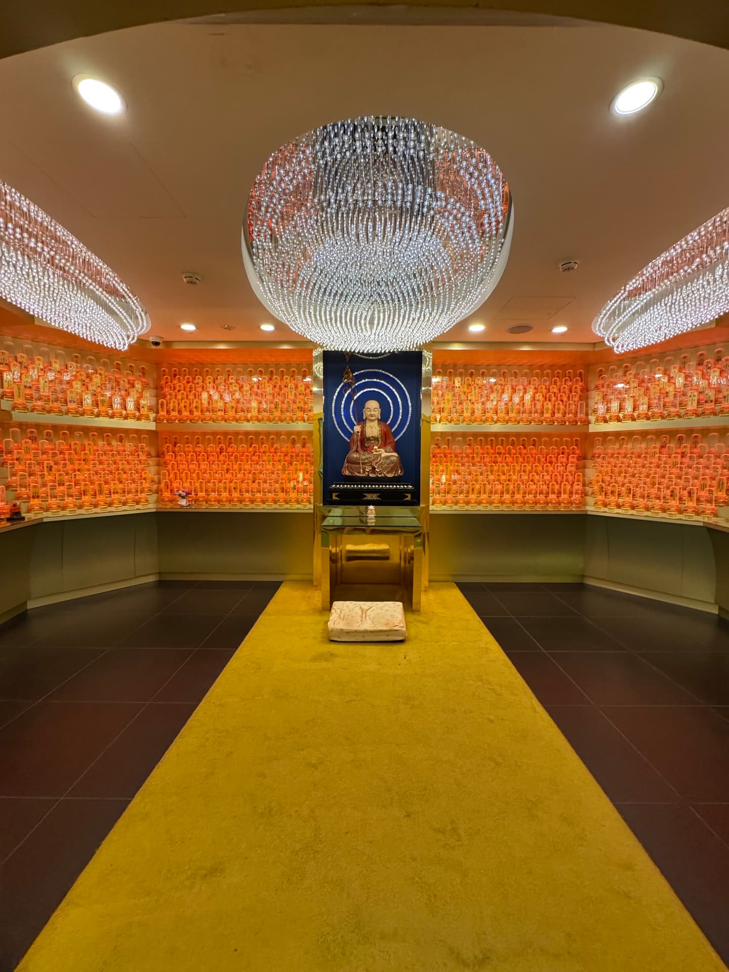 Suite 12A — 如弘阁